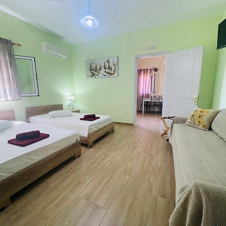 Fergani Apartments Moúdhros Eksteriør billede