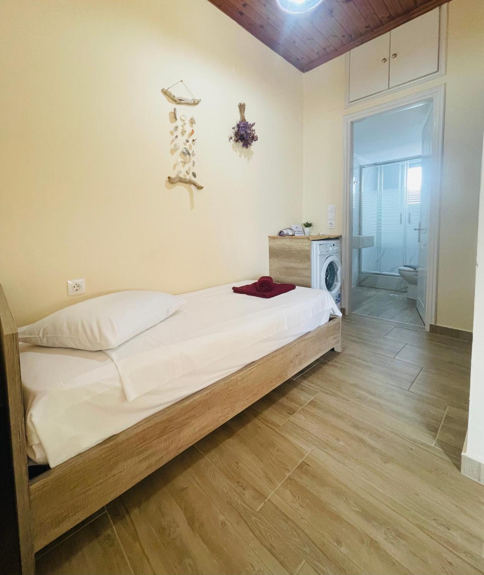 Fergani Apartments Moúdhros Eksteriør billede